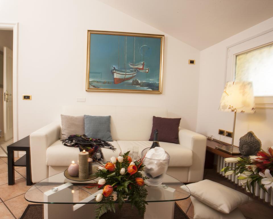 Hotel Locanda Rosy Cattolica Chambre photo