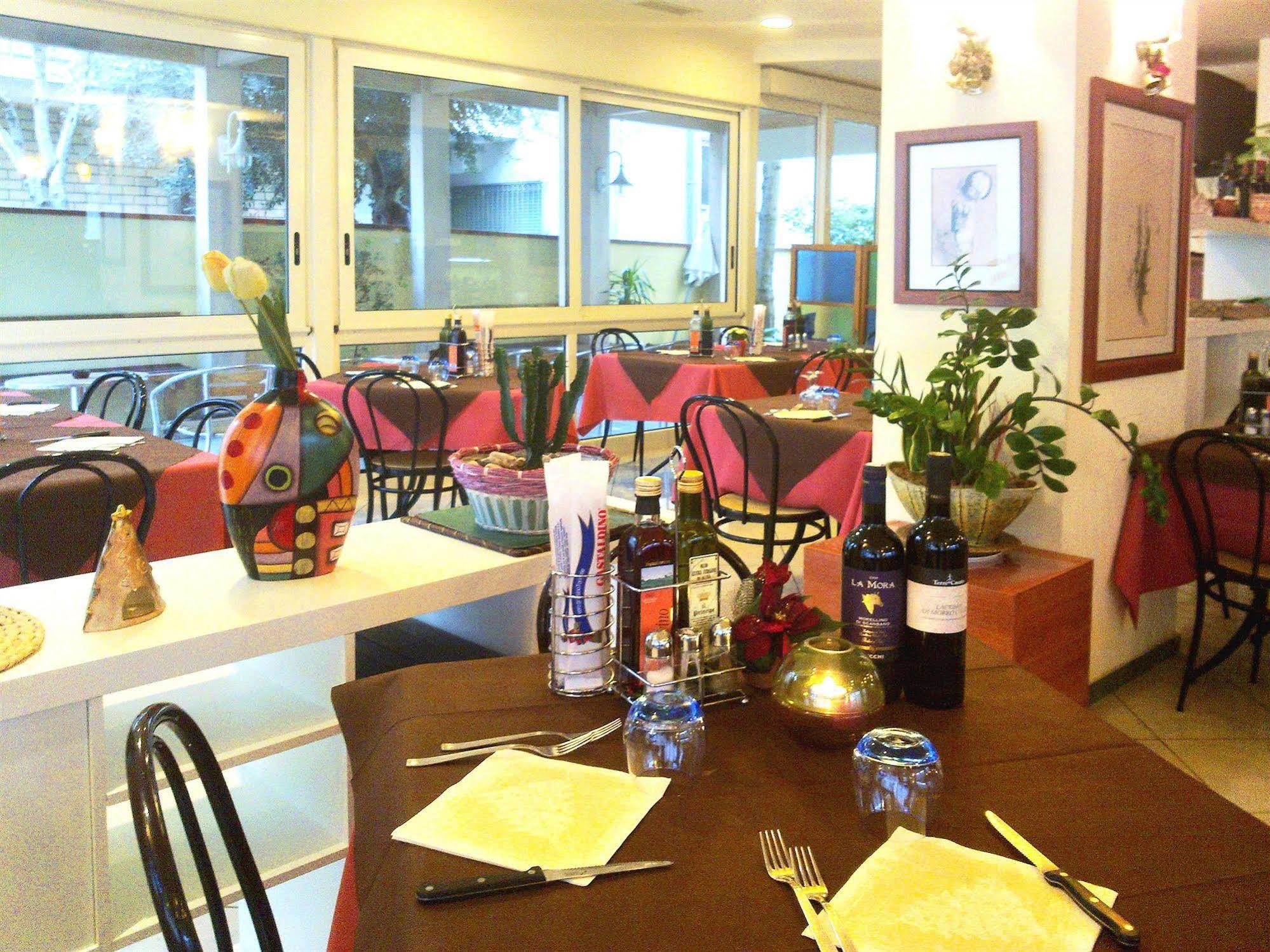 Hotel Locanda Rosy Cattolica Extérieur photo